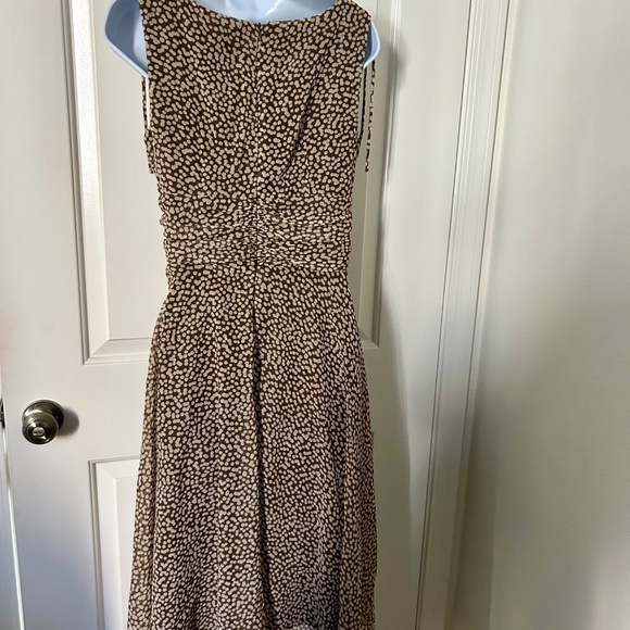 Elegant Mocha Dress for Special Occassion - Size 6 - Picture 4 of 5